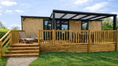 Buitenaanzicht - RCN Vakantiepark Toppershoedje