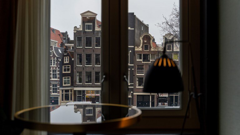 Comfort room canal view - Hotel MAI Amsterdam