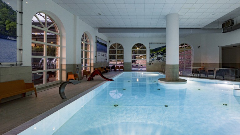 Binnenzwembad - Dormio Resort Eifeler Tor