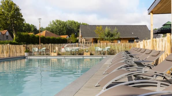 Buitenzwembad - Dormio Resort Berck-sur-Mer