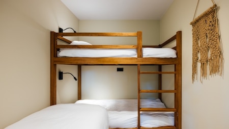 Slaapkamer - Lake Resort Beekse Bergen