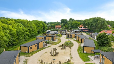 Buitenaanzicht - RCN Vakantiepark Toppershoedje