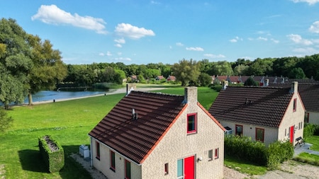 Buitenaanzicht - Vakantiepark 't Broeckhuys Buitenaanzicht - Vakantiepark 't Broeckhuys