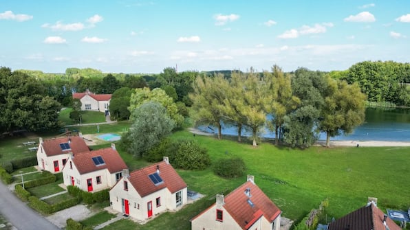 Bungalows - Vakantiepark 't Broeckhuy Bungalows - Vakantiepark 't Broeckhuy