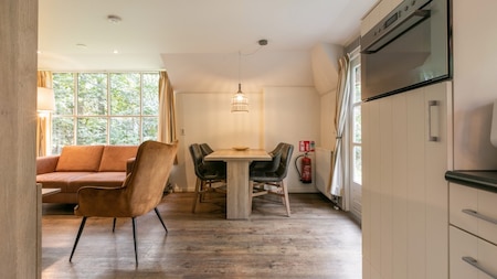 Woonkamer - Summio Bungalowpark Herperduin