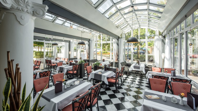 Restaurant - Göbel's Hotel Quellenhof