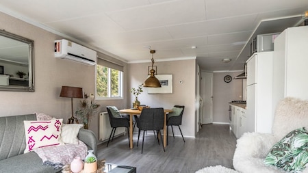 Woonkamer - Vakantiepark Natuurlijk Erm