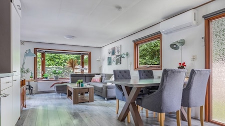 Woonkamer - Vakantiepark Natuurlijk Erm