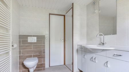 Badkamer - Vakantiepark Natuurlijk Erm
