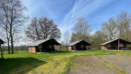 Buitenaanzicht - Camping Floreal La Colline Buitenaanzicht - Camping Floreal La Colline