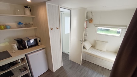 Keuken en slaapplaats - Camping Floreal La Roche-en-Ardenne