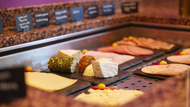 Ontbijtbuffet - Waldhotel Bärenstein