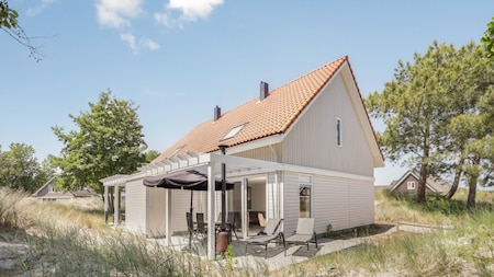 Buitenaanzicht - Landal Strand Resort Ouddorp Duin