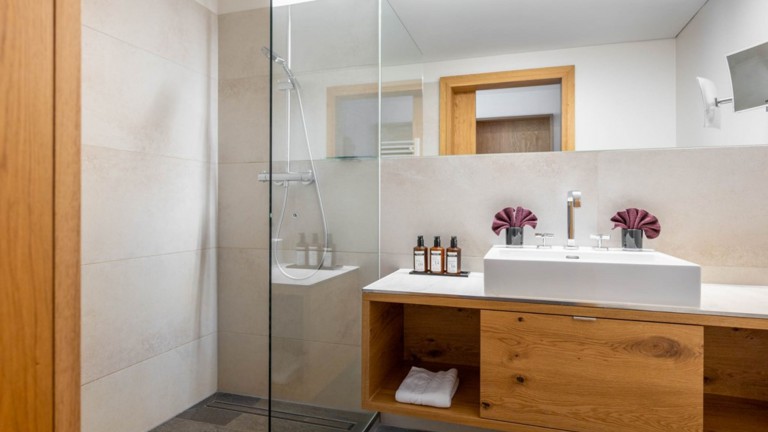 Comfort kamer - First Mountain Hotel Montafon