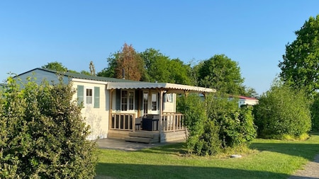 Buitenaanzicht - Recreatiepark Duinhoeve