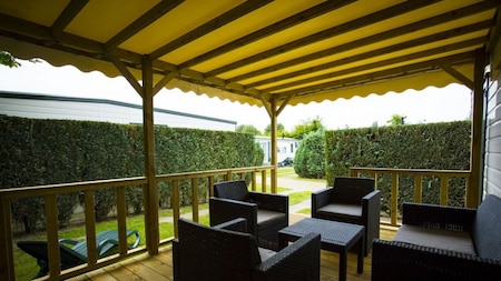 Veranda - Recreatiepark Duinhoeve