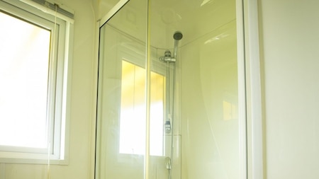 Badkamer - Recreatiepark Duinhoeve