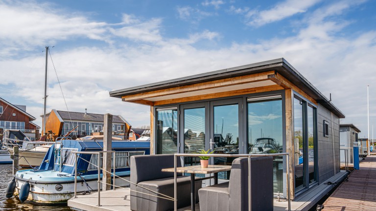 Houseboat - Huren Houseboat Uitgeest