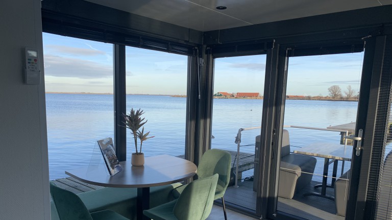 Houseboat plus - Huren Houseboat Uitgeest