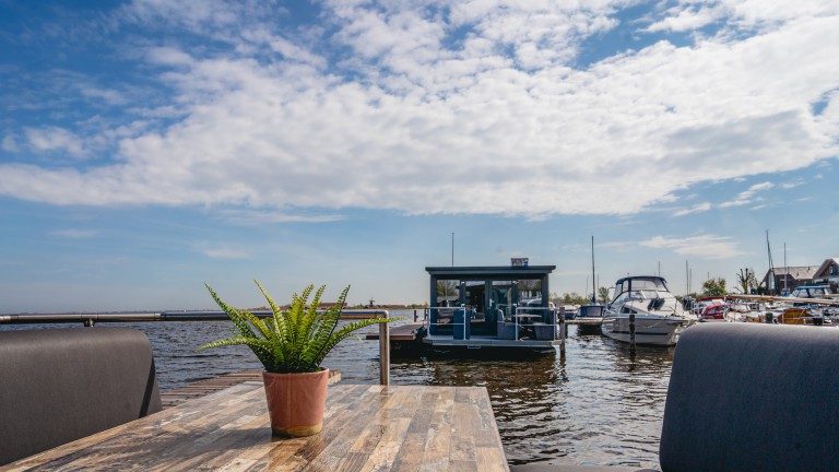 Houseboat - Huren Houseboat Uitgeest
