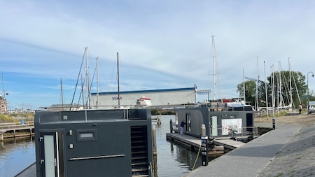 Buitenaanzicht - Huren Houseboat Lemmer