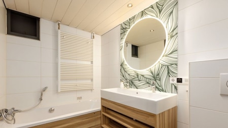 Badkamer - Center Parcs De Huttenheugte