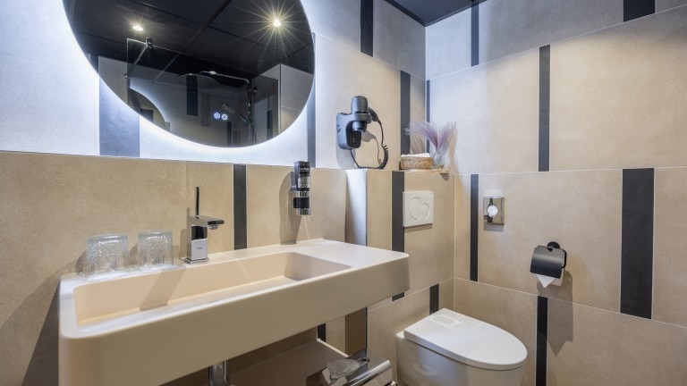 Comfort room twin bed - Leonardo Hotel Papendrecht