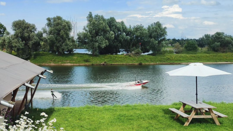 Sfeerbeeld - Vodatent Camping de Boomgaard