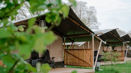 Buitenaanzicht - Vodatent Camping de Haer Buitenaanzicht - Vodatent Camping de Haer