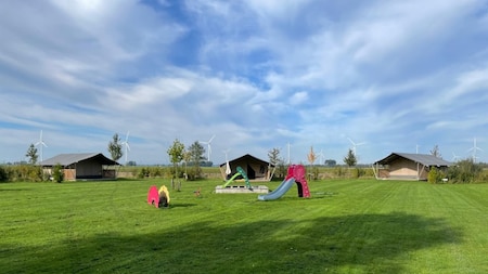 Buitenaanzicht - Vodatent Boerderijcamping de Hinde
