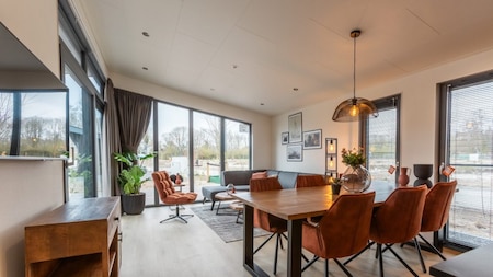 Woonkamer - EuroParcs Enkhuizer Strand Woonkamer - EuroParcs Enkhuizer Strand