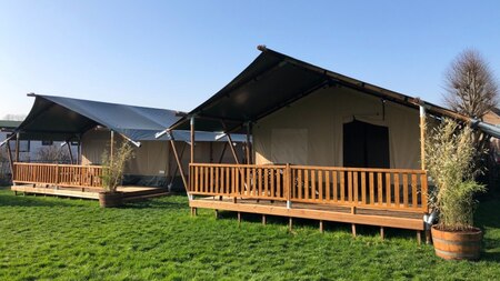 Buitenaanzicht - Vodatent Camping de Hof van Eeden