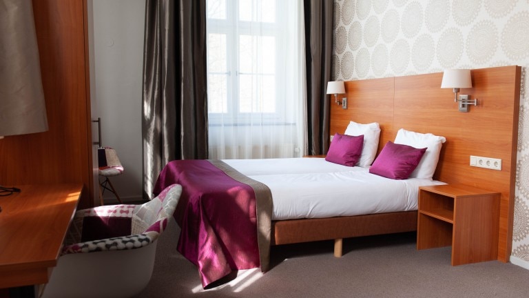 Tweepersoonskamer - Hotel Kontakt Der Kontinenten