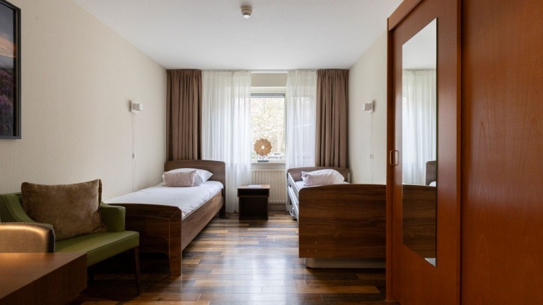 Mindervalidenkamer - 50/50 Hotel Belmont