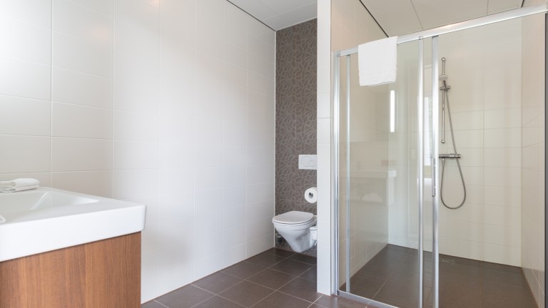 Suite double bed - Leonardo Hotel Papendrecht