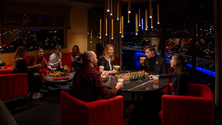 Skybar - Van der Valk Hotel Liège Congres