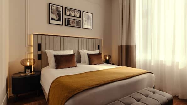 Deluxe, superior en family room - The Manor Amsterdam