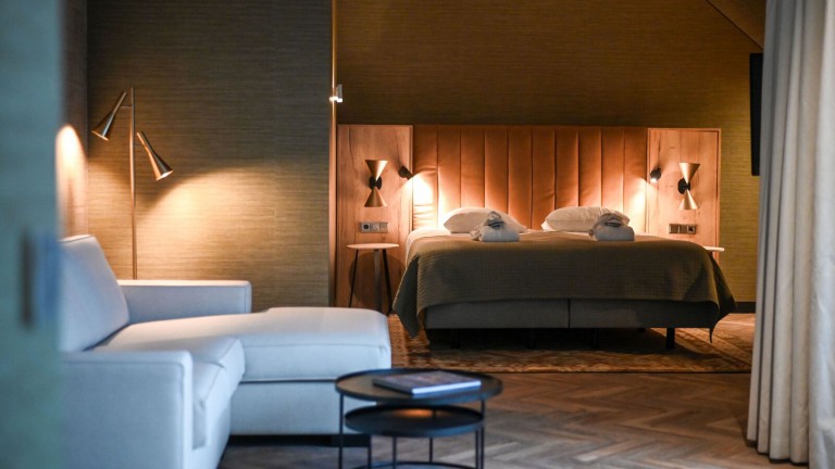 Comfort deluxe suite natuur - Van der Valk Hotel Apeldoorn De Cantharel