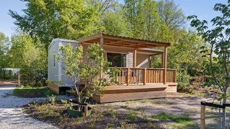 Buitenaanzicht - RCN Vakantiepark De Roggeberg Buitenaanzicht - RCN Vakantiepark De Roggeberg