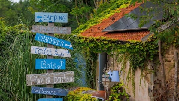 Wegwijzer - Vodatent Camping Domaine Bleu Celeste