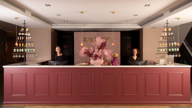 Receptie - Van der Valk Hotel Sassenheim Leiden