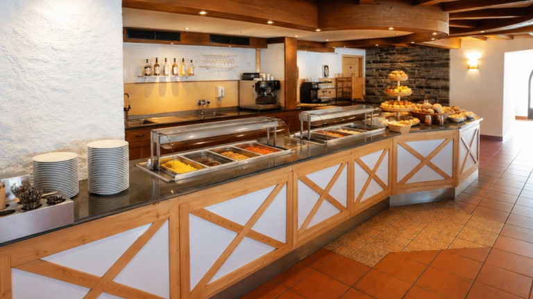 Buffet - First Mountain Hotel Zillertal