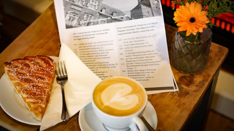 Koffie met taart - Abdij Hotel Rolduc
