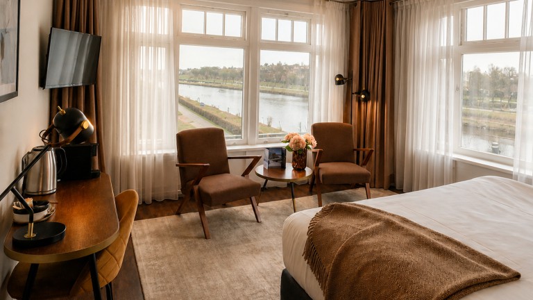 Rivierzijde kamer - De Zon Hotel en Restaurant by Flow