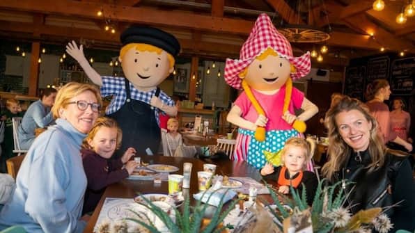 Fien en Teun ontbijtbuffet - Familie Resort Molenwaard