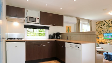Keuken - EuroParcs Wije Werelt Keuken - EuroParcs Wije Werelt