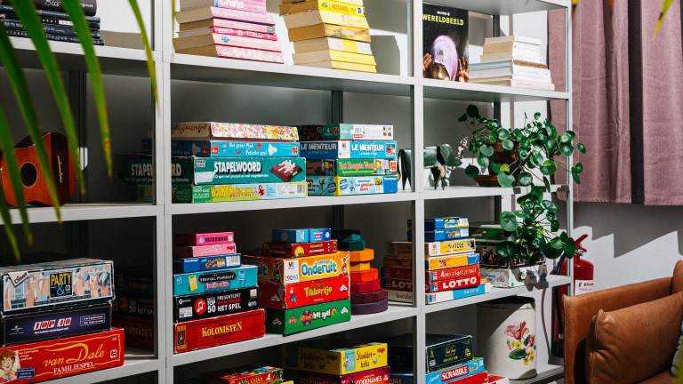 Bordspellen - The Green Elephant Hostel en Spa