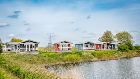 Buitenaanzicht - Vakantiepark Eiland van Maurik Buitenaanzicht - Vakantiepark Eiland van Maurik