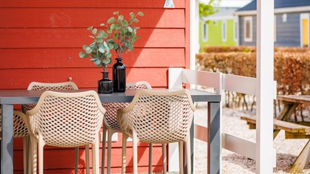 Veranda - Vakantiepark Eiland van Maurik Veranda - Vakantiepark Eiland van Maurik