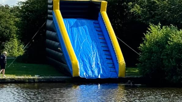 Glijbaan - Vodatent Vakantiepark De Kleine Wielen